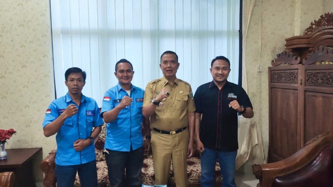 
					Lampung Timur Terbitkan Edaran Belanja di Pasar Rakyat, Sekda: “ASN Harus Jadi Teladan”
