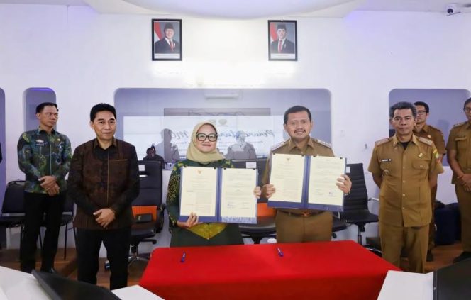 
					Bupati Lamtim MoU dengan Pemkab Sumedang.