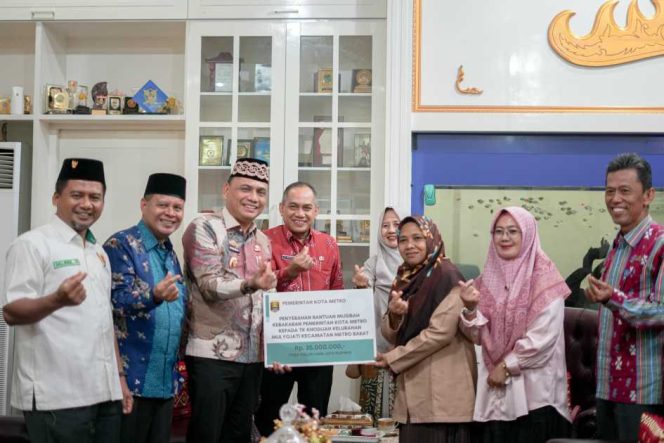 
					Pemkot Metro dan BAZNAS Salurkan Bantuan untuk TK Khodijah yang Terbakar