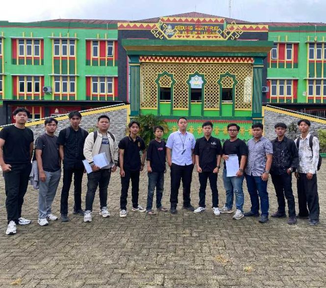 
					Demokrasi Kampus Dipertanyakan, Aliansi Mahasiswa UIN JUSILA Soroti Masuknya Polisi dalam Forum Pemilihan