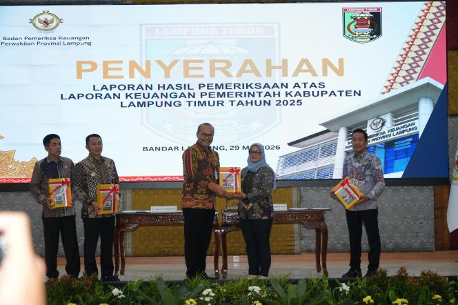
					Lampung Timur Kembali Raih WTP, Bupati Ela Sebut Hasil Kerja Keras Seluruh OPD